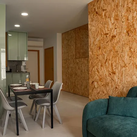 Apartment Hall *