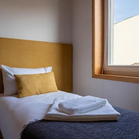 Daire Hall Vila Real