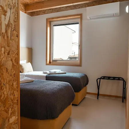 Daire Hall Vila Real