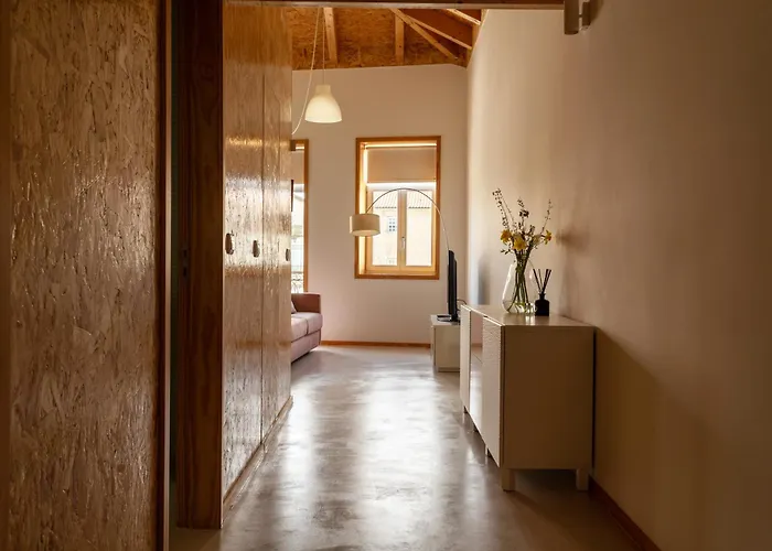 Апартаменты Hall Вила-Реал