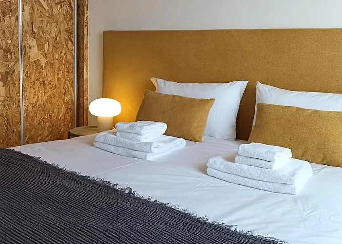 Hall * Вила-Реал