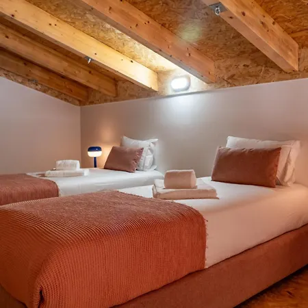 Apartament Hall